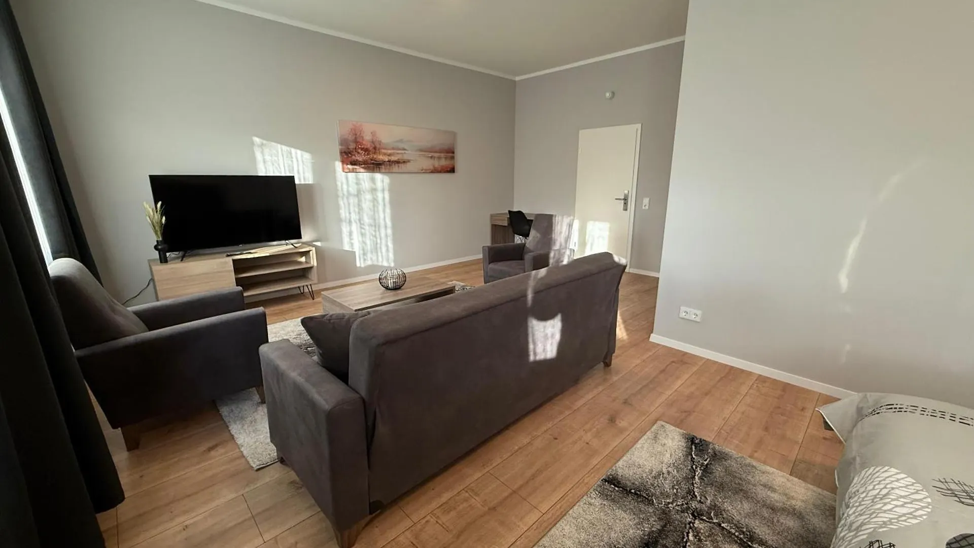 Apartment 1 Wohnung Mit 4 Schlafzimmer! Cologne